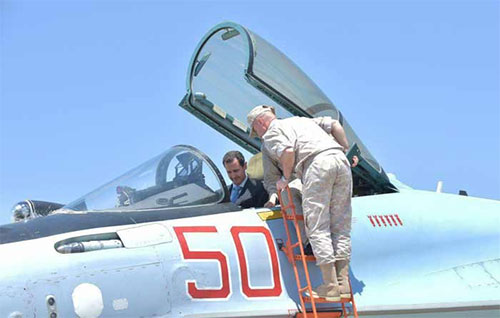 El Presidente de Siria visita la base rusa Hmeymim